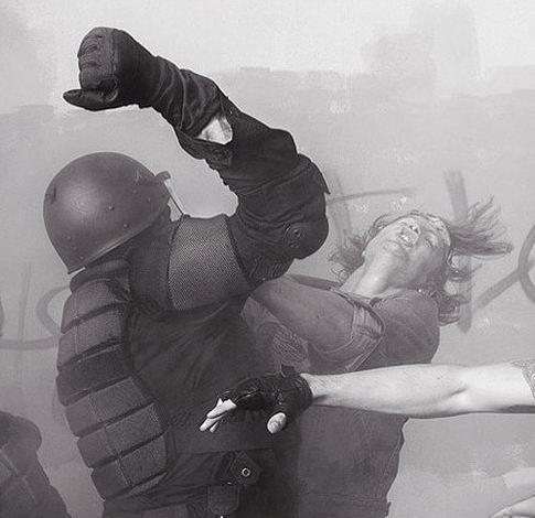Violence misérable !