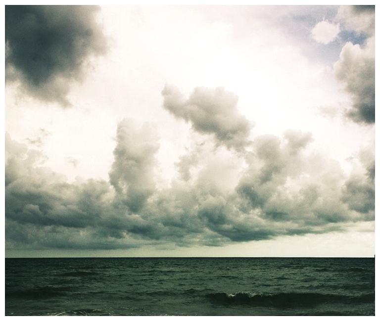 La mer, comme le désert, sont monothéistes